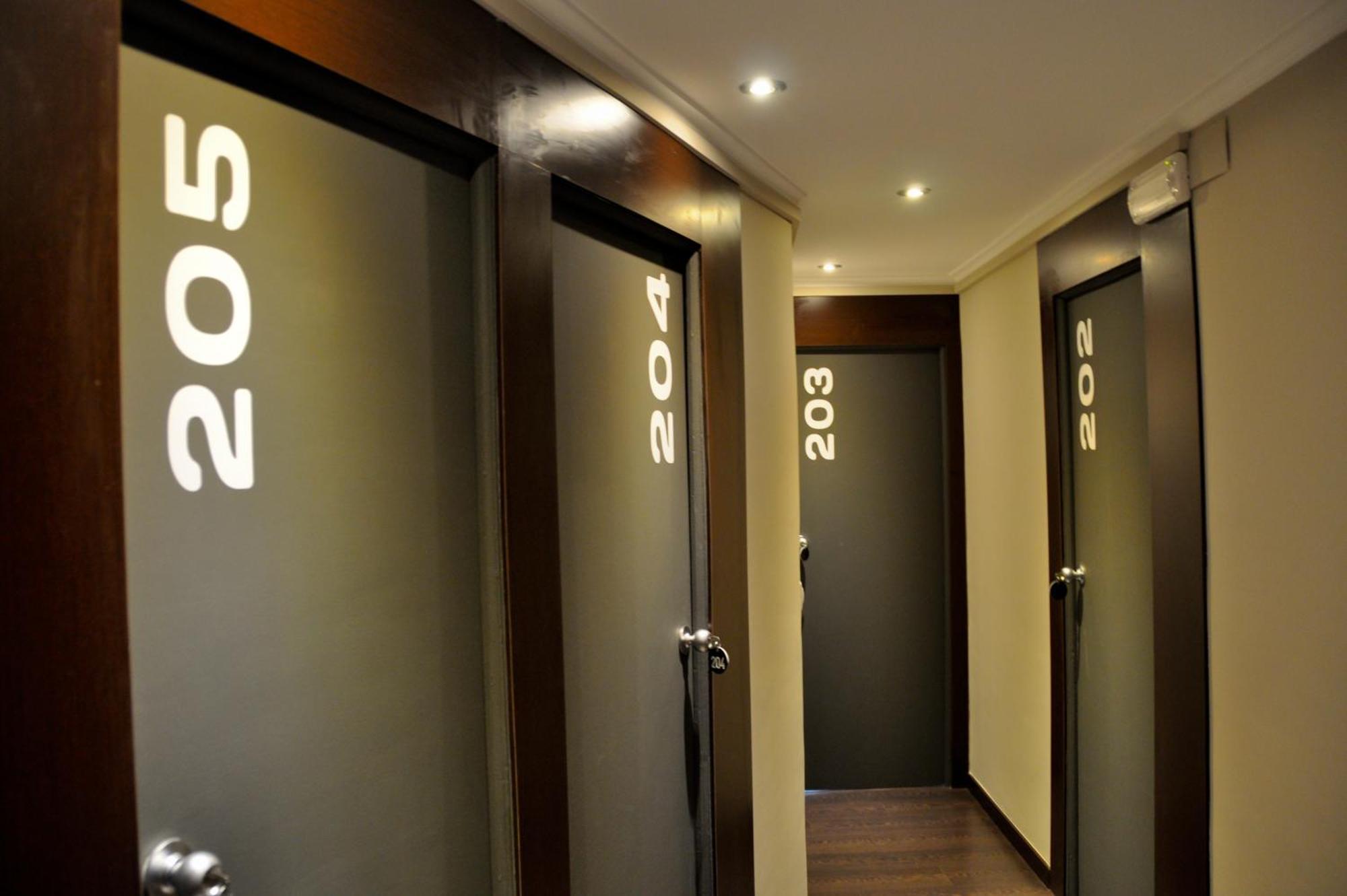 Hostal La Rotonda Ourense Exteriör bild